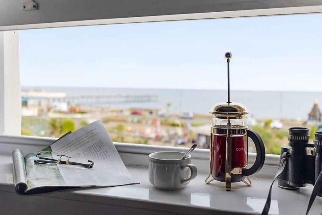 Modern 1 Bed Apartment, Sea Views, Free Parking, Wifi, Netflix 틴머스 외부 사진